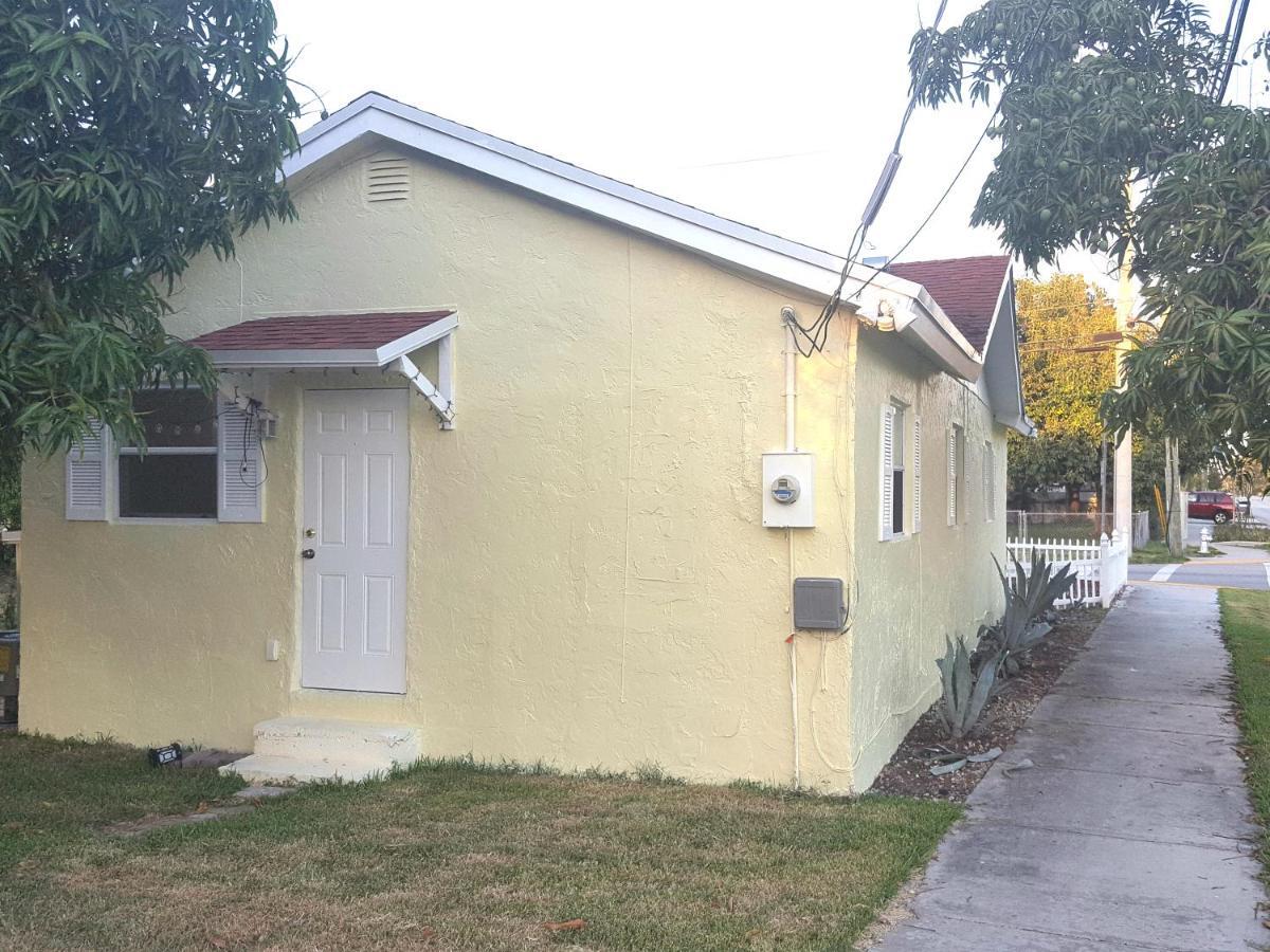 Casa Historica, a cozy 1940 cottage in Delray Beach, FL Esterno foto