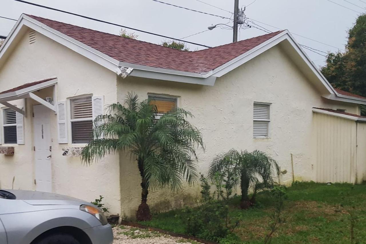 Casa Historica, a cozy 1940 cottage in Delray Beach, FL Esterno foto